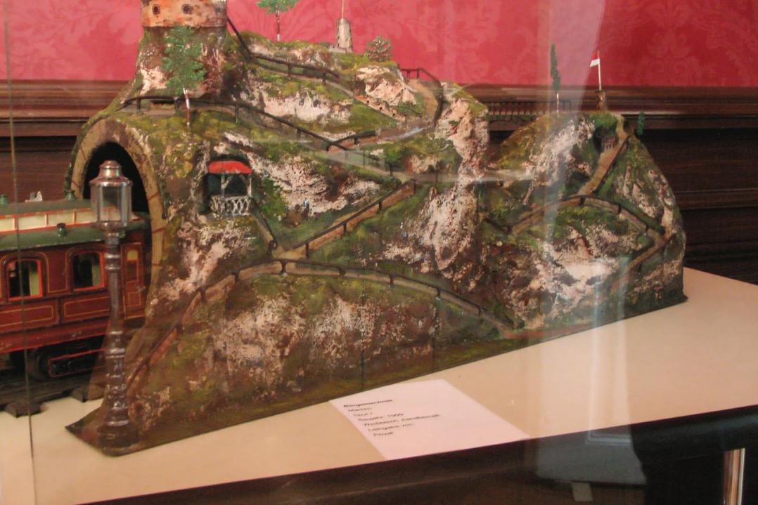 Bergdurchfahrt Spur 1 