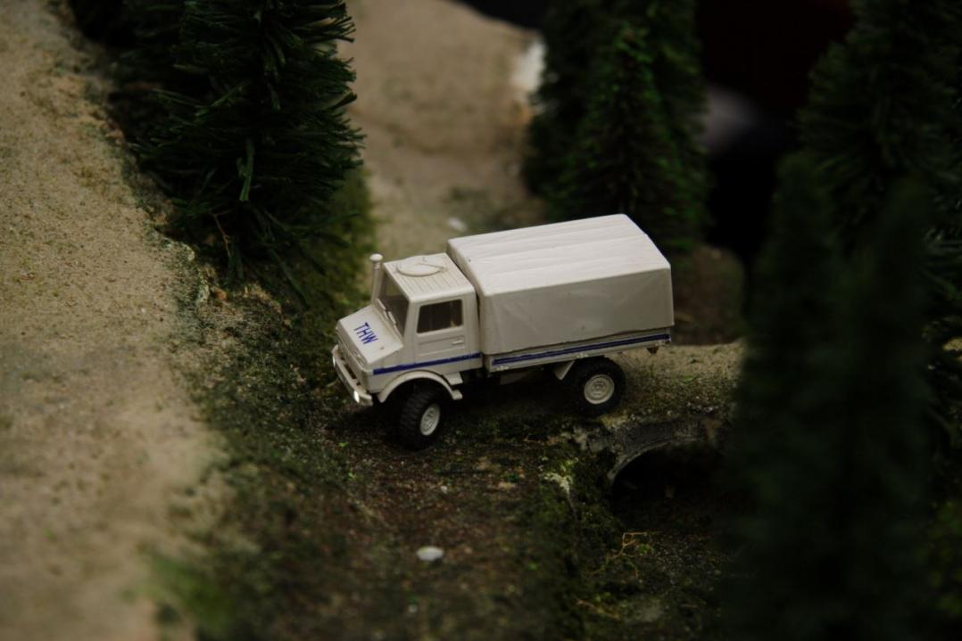 H0-LKW auf Trail