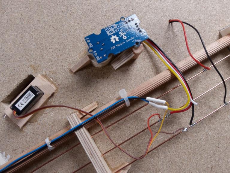 Servor + IR-Sensor